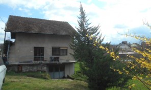 PORODIČNA KUĆA U ZAJEČARU