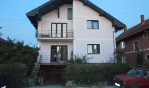 KUĆA U ZAJEČARU